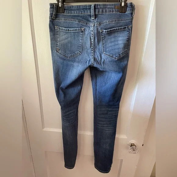 Kut from the Kloth Boyfriend Jeans- Size 2 - Picture 3 of 3